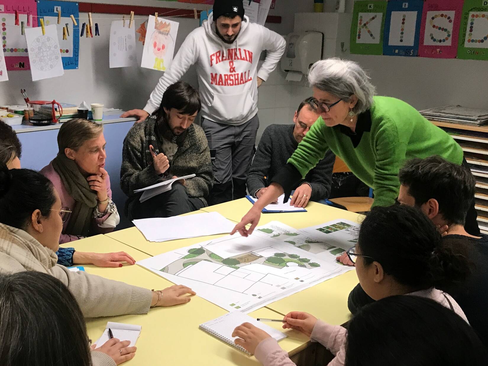 Cours d'école maternelle Ste Aurélie