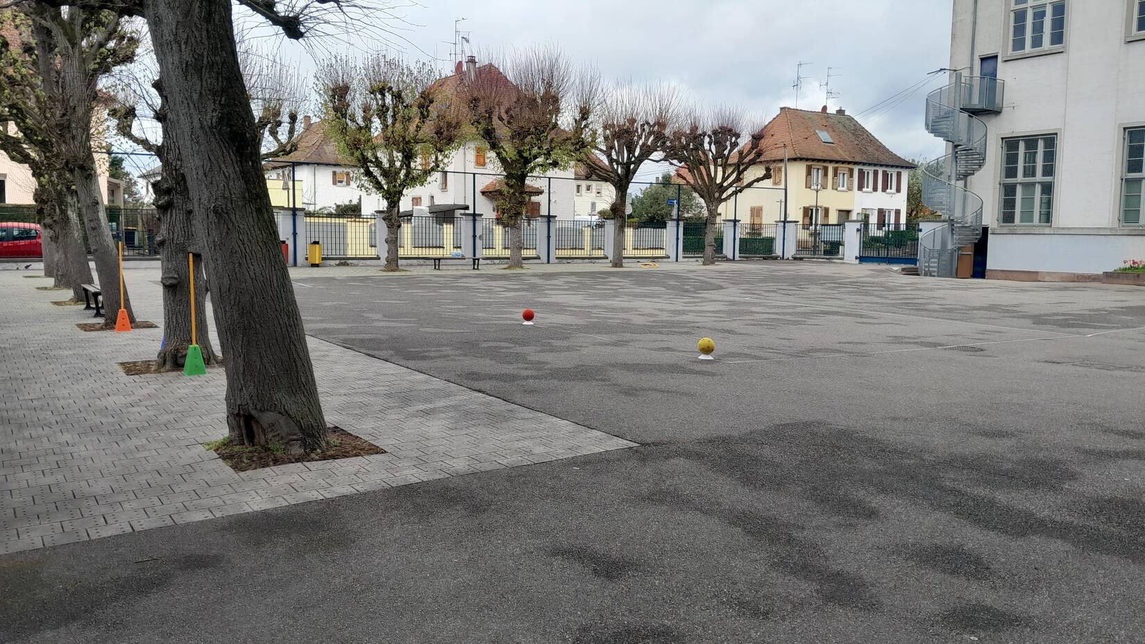 Cour d'école du groupe scolaire du Stockfeld