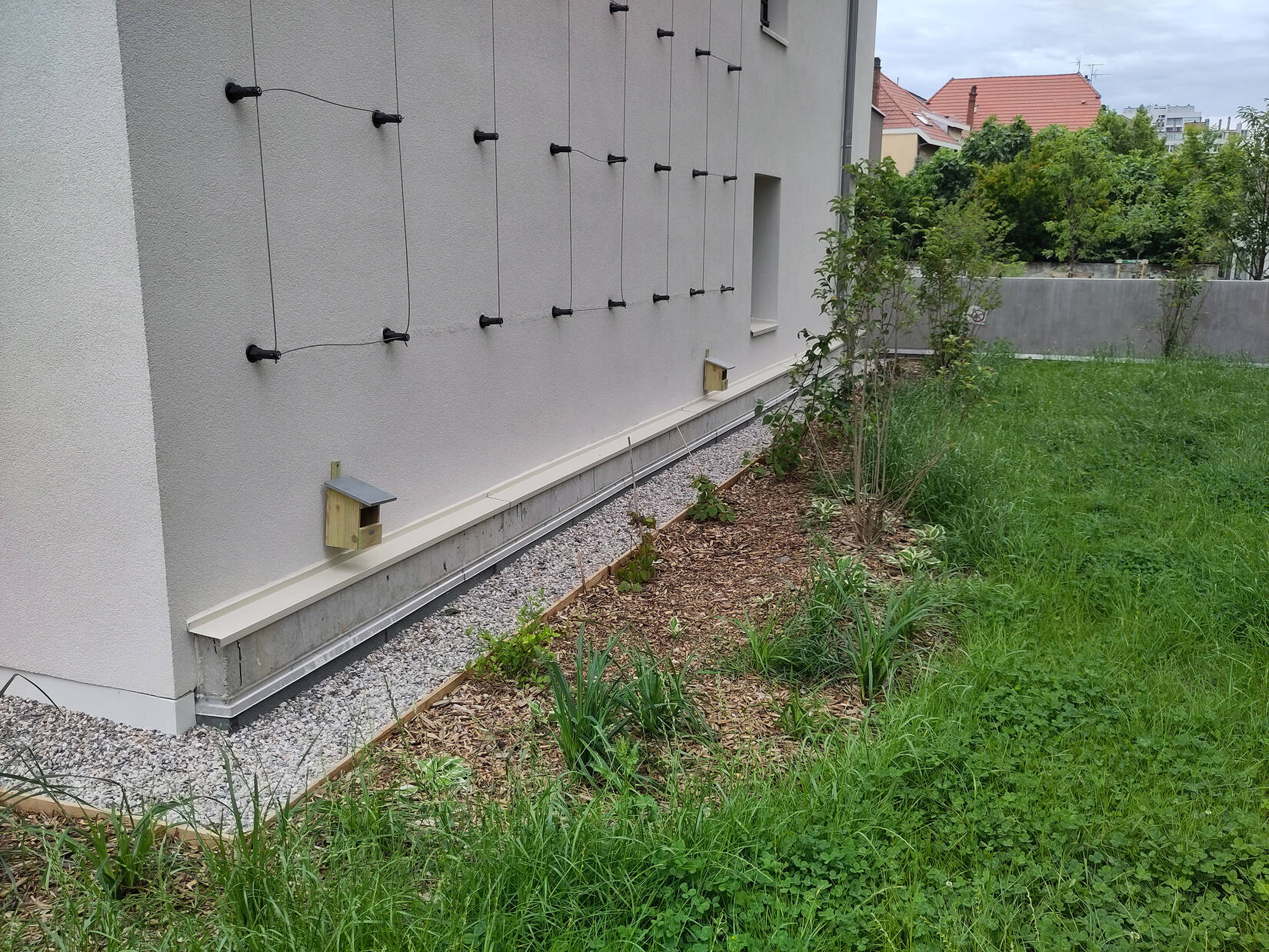 Aménagement des espaces publics et des jardins en coeur d‘îlot de l‘opération Libre-Cours