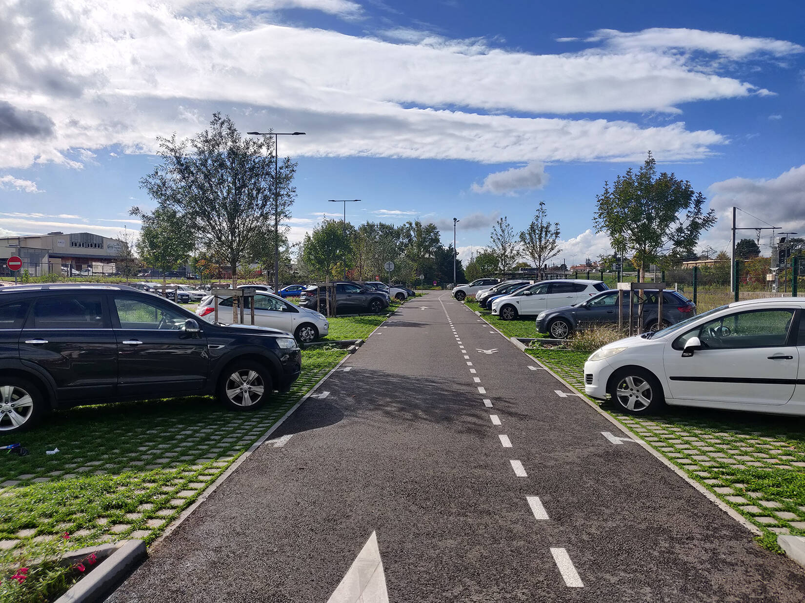 Parking de la gare Sathonay - Rillieux
