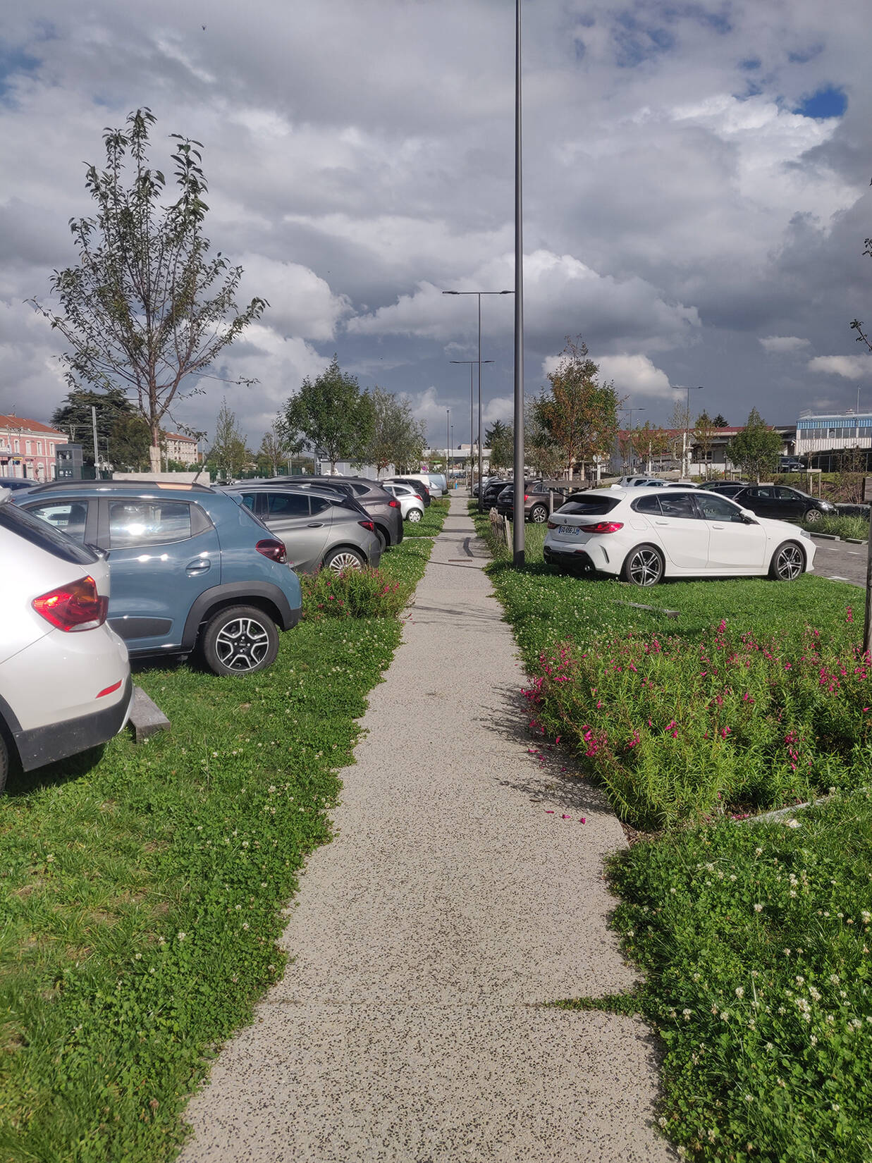 Parking de la gare Sathonay - Rillieux